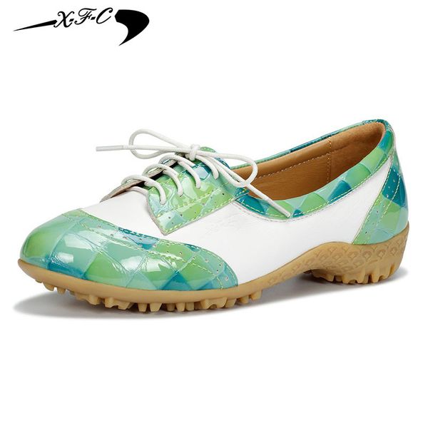 

factory direct sale of xfc xin style golf shoes lightweight waterproof recreation sneaker golf undertakes, Black