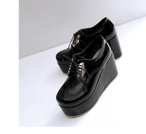 

2020 spring and autumn with new style fashion slope heel round head waterproof table women's shoes, Black