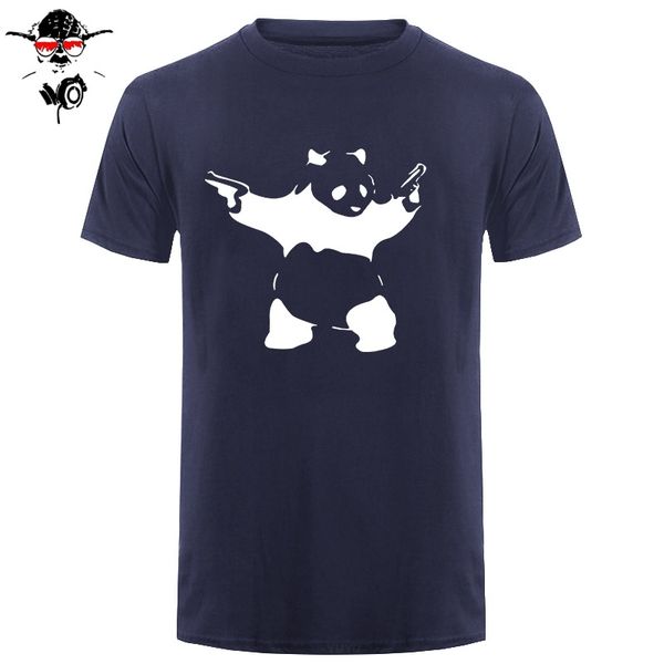 

новый летний мультфильм дизайн бэнкси panda пистолеты футболка мужчины повседневная хлопок печати с коротким рукавом смешные panda футболки