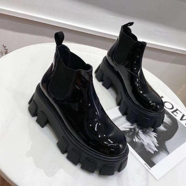 

designer style black metal buckle zipper short ankle boots ladies leather martin boots