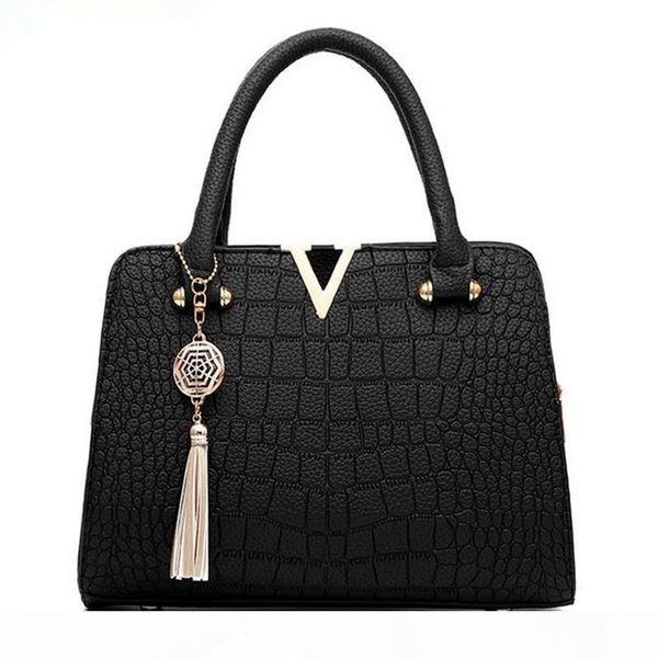 

designer-crocodile leather women bag v letters designer handbags luxury quality lady shoulder crossbody bags fringed women messenger bag