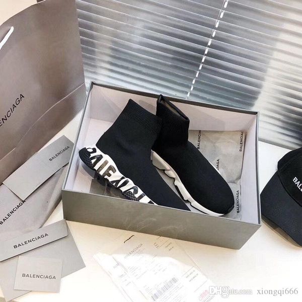 

men's and women's fashion casual sports shoes, high-end socks shoes, selling couple models, box size 34-45, Red;white