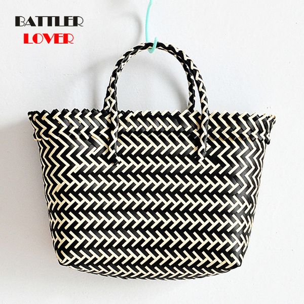 

women weave beach bucket bag casual round rattan straw striped totes bohemia for female style circle bag popular