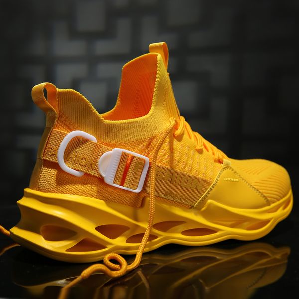 

2020 new flying weave super light mens running shoe outdoor sport shoes mens cushioning non-slip mesh walking shoes men sneaker