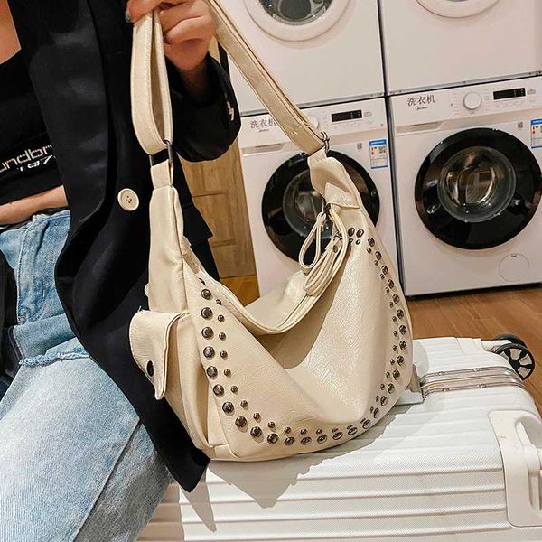 

fashion rivet cross body bag solid color pu leather messenger bags for women elegant shoulder bags female large travel