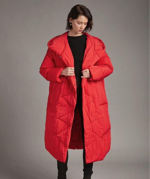 

2019 winter fashion new down jacket female large size back slit in the long down jacket red gray black, Black;white