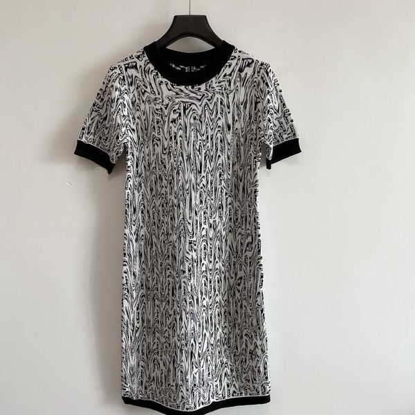 

classical womens knitted dress upside down letter f pattern casual pencil dresses crew neck short sleeve autumn female usual dress sale, Black;gray