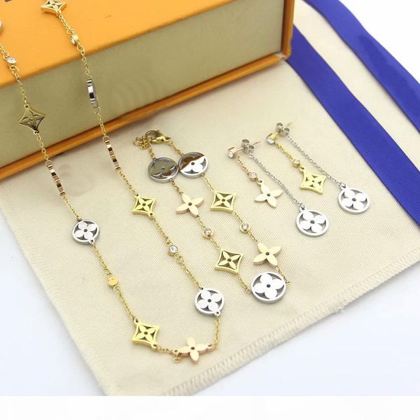 

europe america fashion jewelry sets lady women hollow out four leaf flower v initials 18k gold 3 color diamond necklace bracelet earrings, Black