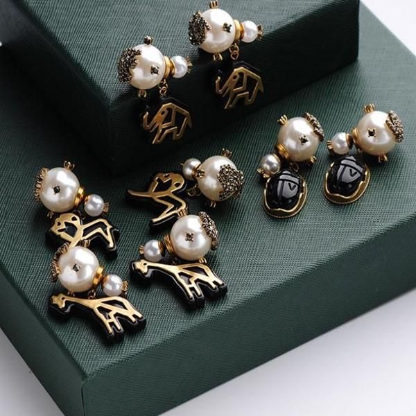 

designer earrings for women and girls 2020 european and american fashionable new style is earring, Golden