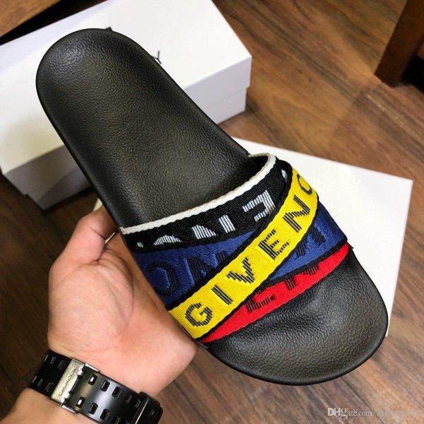 

2020 summer luxury designer summer men's fashion slippers, comfortable slippers at home, high-quality men's shoesas, Red;white