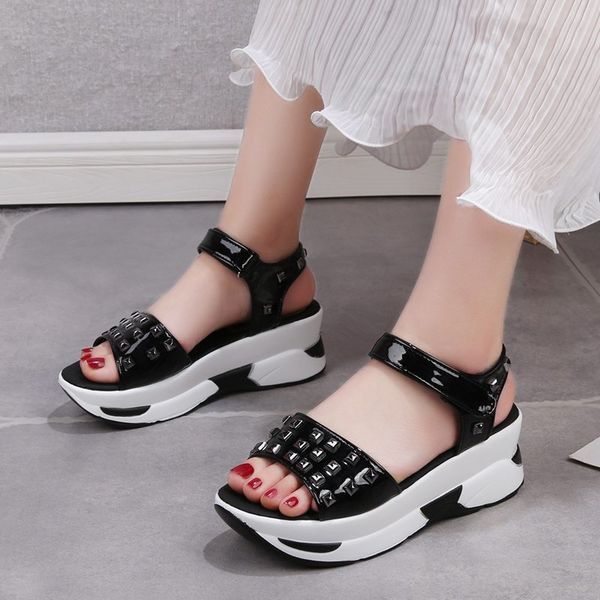 

summer 2020 new daddy sandals fashion casual sports sandals female wild rivets thick bottom increased beach z971, Black