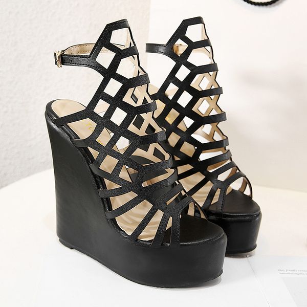

2020 hollow slanted heel cool shoes 35-42 nightclub model style high-heeled sandals black rome style -9913-21