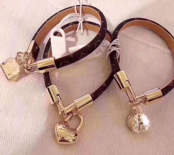 

18cm love fashion louis leather bracelets keep for men woman designers couples v lock wristband flower it pattern bracelet jewelry qwv5#, Golden;silver