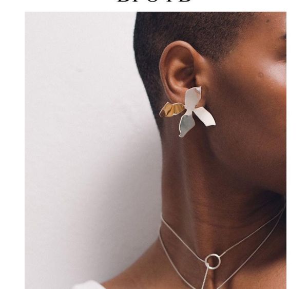 

bpoyb luxury high fashion big flower stud earrings dazzling gold color color for women strong statement002, Golden;silver