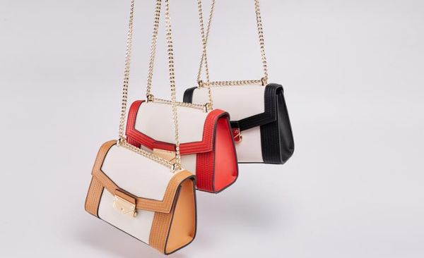 

new- new style chain flap bag european style hasp cross body mini woman bag wholesale