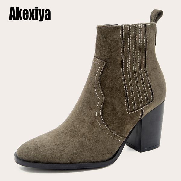 

2020 autumn new brand women ankle boots round toe western cowboy boots women chunky square heel u945, Black