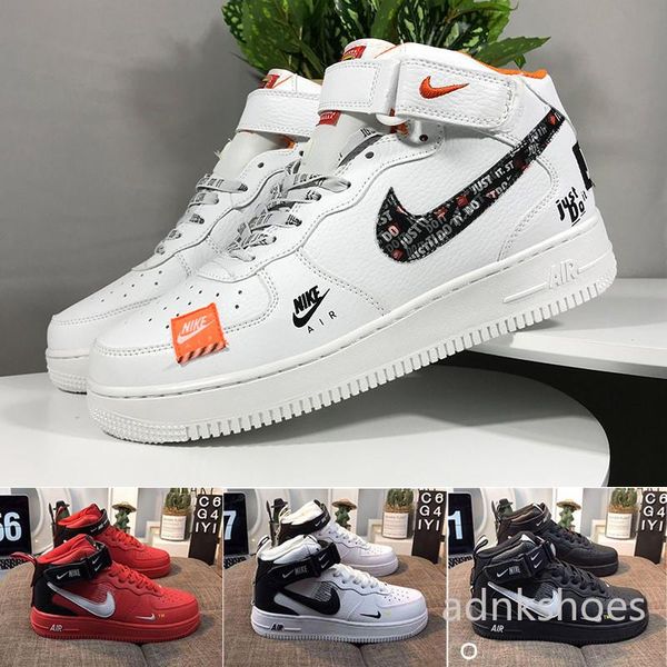 

2019 designers men women low cut one 1 shoes white black skateboarding shoes classic chaussure homme femme trainers sports hj41c