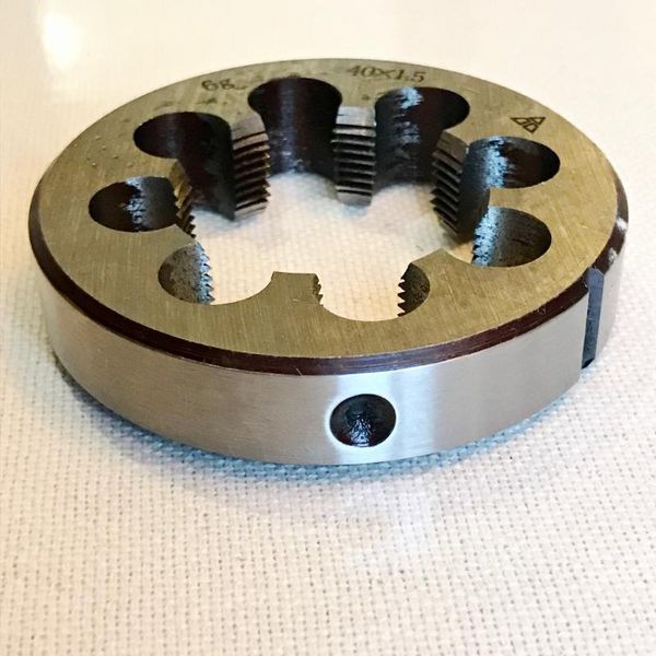 

of 1pc metric left hand manual die m42*1.0/1.5/2.0/3.0/4.5mm for threading iron aluminum copper metal workpieces