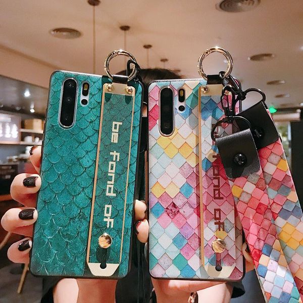 

cgjxsluxury designer phone case for huawei p40 pro p30 lite p20 nova 5t mate 30pro 30 30lite 20 20pro 20 lite wrist strap soft cover