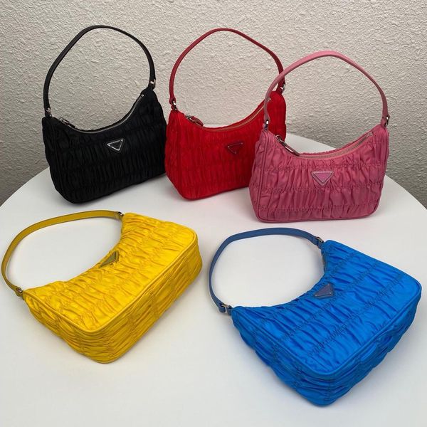 

2020 est selling spring collection designer pleated zipper clutch famous brand nylon texture simple and chic shoulder bag wholesale
