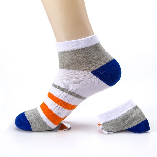 

men's socks autumn and winter wild soxs deodorant sweat-absorbent cotton 5 pairs of boxes, Black