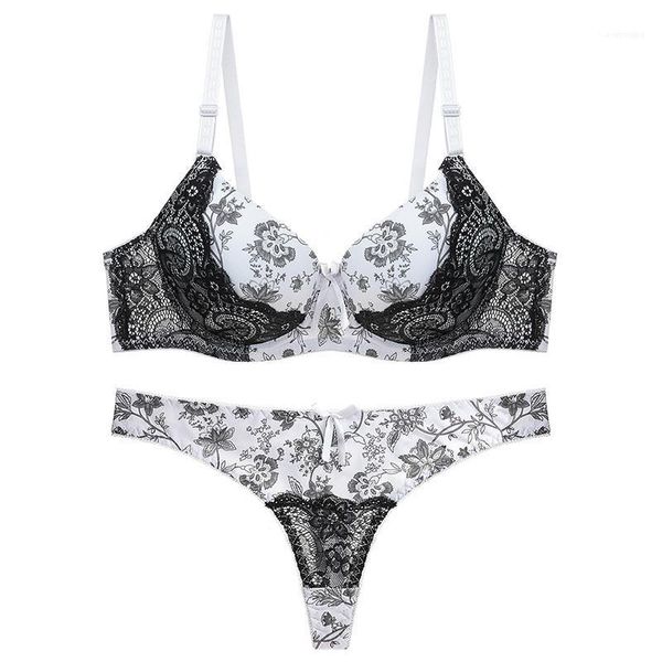 

designer set women 2pcs underwear floral lace bras set push up back closure bras briefs sets, Red;black