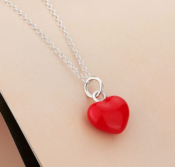 

new fashion silver plated pendant necklace female cute red heart pendant necklace woman silver color clavicle chain popular
