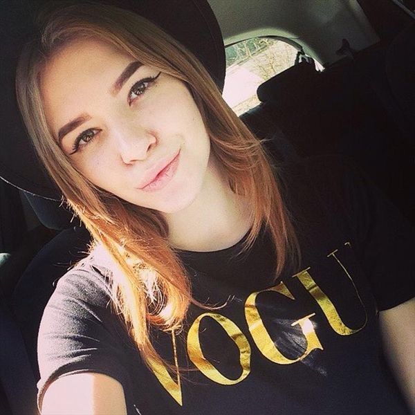 

summer vogue print gold shining letter t shirt women simple casual short sleeve o neck femme clothing katx08, White
