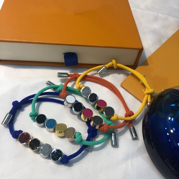 Il miglior prodotto di vendita Bracciale a corda tirata per coppia Bracciale alto stile multiplo Alta qualità per uomo e donna Bracciale a 4 colori Link di fornituraA