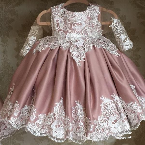 Long Sleeve Flower Girl Dresses Jewel Lace Applique cetim até o chão Meninas Vestidos Pageant for Wedding Party Primeira Comunhão Vestidos Z92