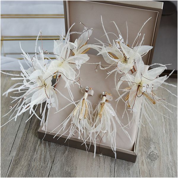 

fairy bride headwear beige перо хуан худовица цветок темперамент путешествия стадия волос аксессуары сладкий и романтический стиль, Golden;silver