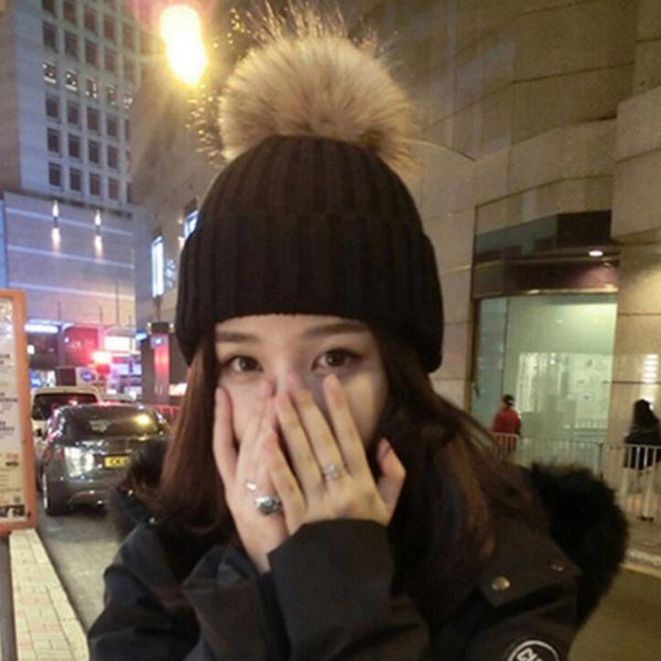 

New Add Lining Knitted Winter Hats Women Warm Fur Pompom Cap Skullies & Beanies For Women High Quality Girls Hats