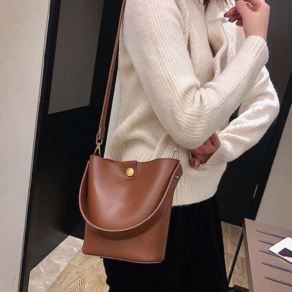 

leather shoulder bag fashion vintage women crossbody bags high capacity new bucket bag high-quality female handbag wallet hw876