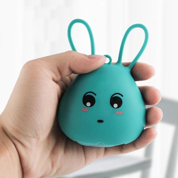 

quick-drying microfiber travel towel sweat absorbent with silicone bag for travel beach swimming backpacking, Black;gray