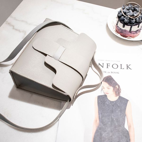 

женщины урожай сумки малые площади сплошного цвета простой женский crossbody сумка und продажа