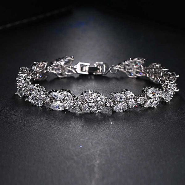 

link, chain s trendy unique jewelry rose gold color charm + cz crystal female bracelets bangles for women party pagement b-055, Black