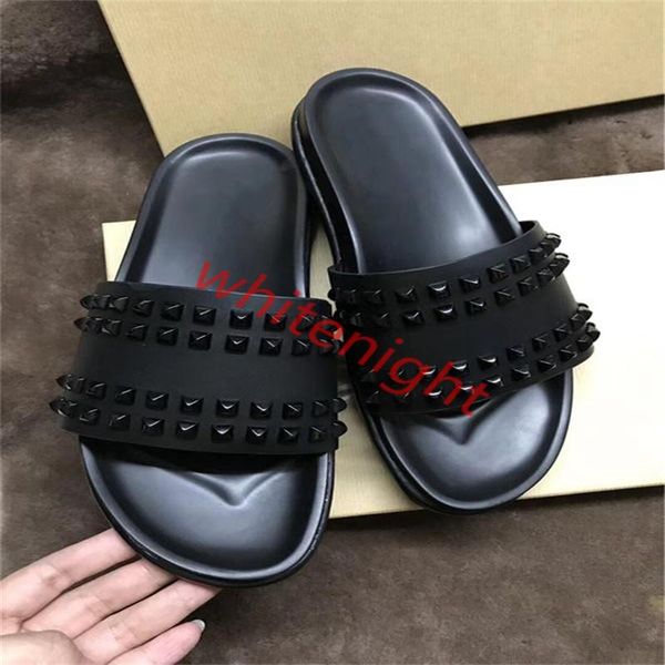 

flip flop 2020 мужская обувь progettista красные нижние шипы тапочки подлинный lusso кожаные сандалии лето плоские шлепки большой, Black;red