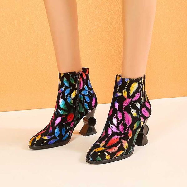 

2020 european and american style colorful graffiti high heel short boots warm round head women's boots cotton shoes 34-43, Black