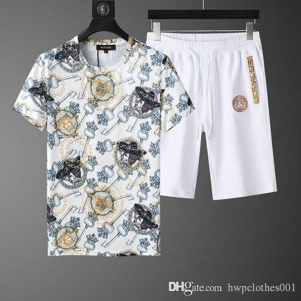 

2020 mens designer tracksuits sets mens new 2020 luxury designer clothes casual fashion running suits t shirt+shorts sets size -3xl 2pcs, Gray