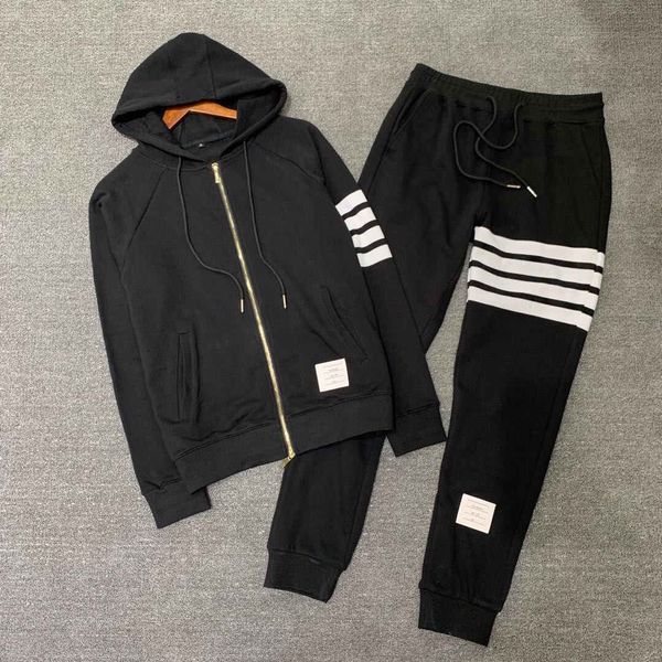 

2020 мода модельер спортивная одежда мужчин случайный спортивная одежда спортивная одежда роскошных мужчин бренд дизайнер одежды для бега тр, Gray