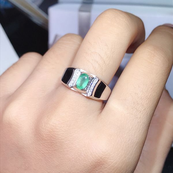 

0.5 natural emerald men's ring . 925 sterling silver certificate package.precious stones in the world, Golden;silver