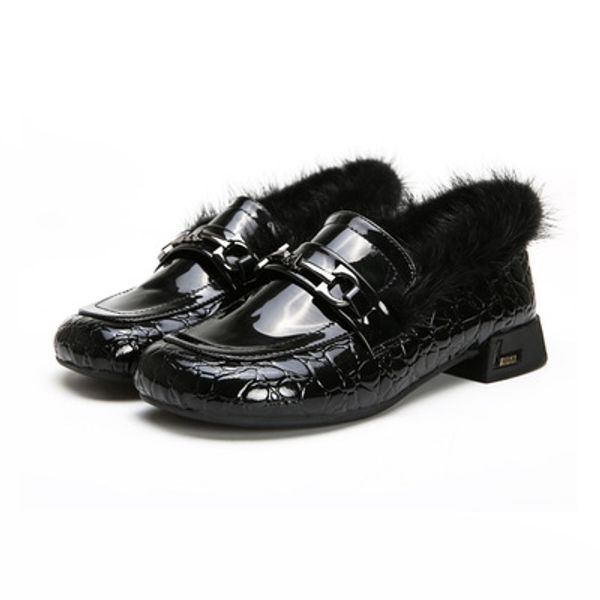 

2020 autumn and winter new fur fur shoes fashion square head plus velvet patent leather wild large size with heel shoes, Black
