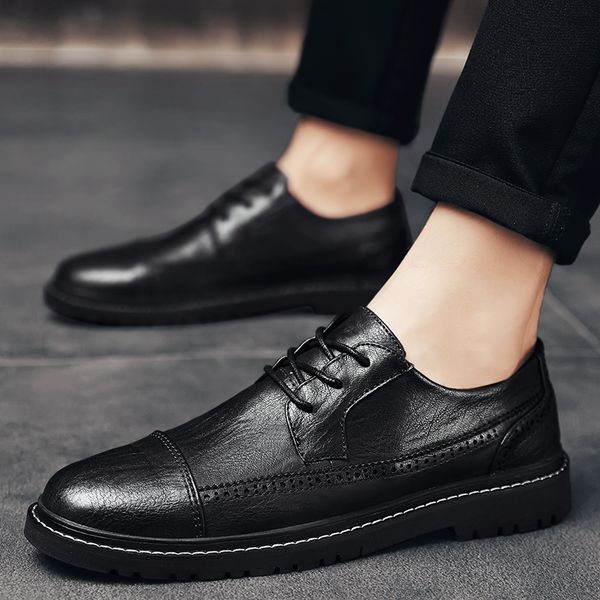 

trend leather men casual shoes lace up fashion brand sneakers footwear zapatos outdoor male breathable shoes men flats shoe man, Black