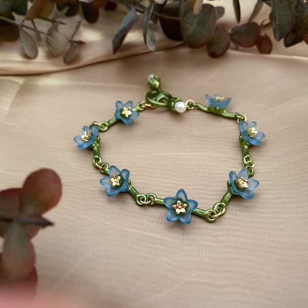 

literature and art retro french light luxury forest plant forget me pearl exquisite temperament elegant lady bracelet, Black