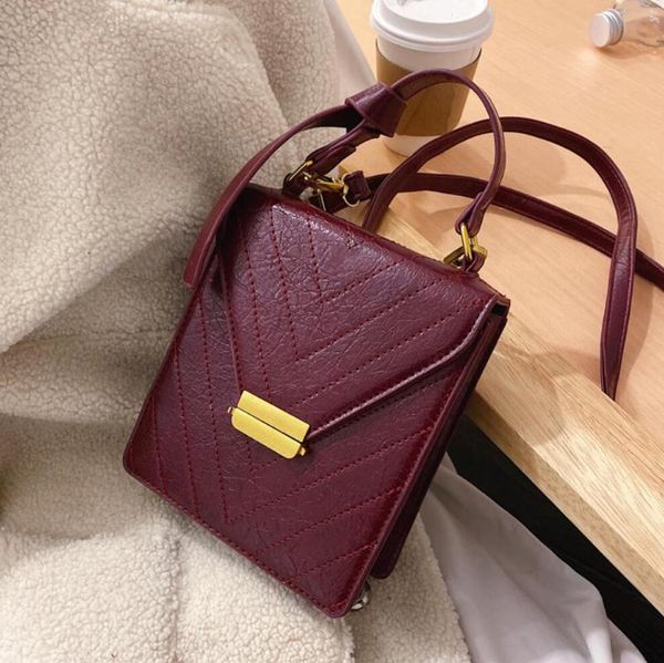 

vintage fashion female tote bag 2020 new pu leather women's designer handbag lock travel shoulder messenger bag