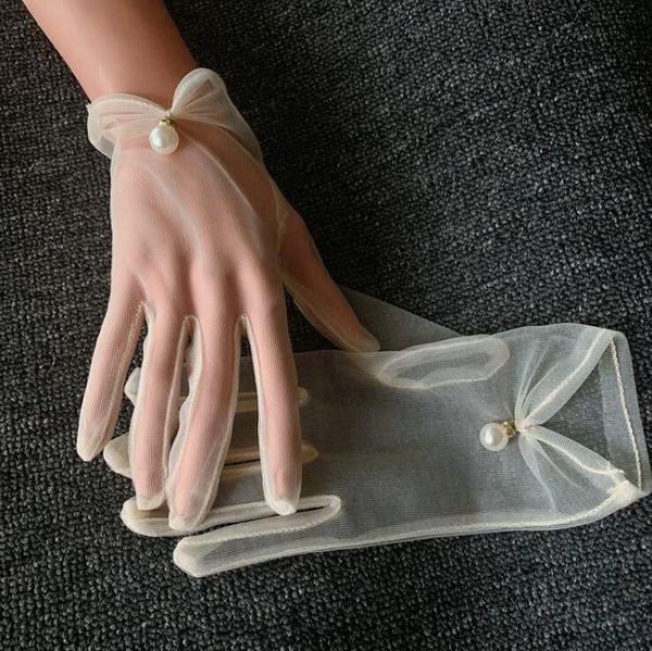 

women' transparent elegant pearl beaded white mesh glove female sunscreen vintage short lace driving glove r2991, Blue;gray