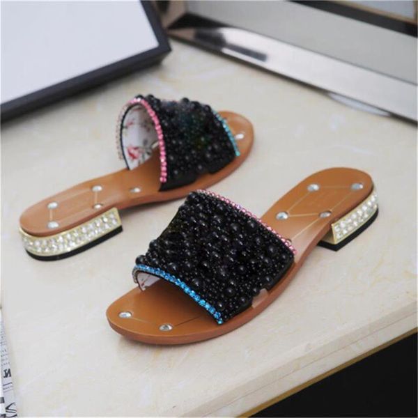 

2020 women's rhinestone low-heel slippers black pearl designer work summer women's sandals dress shoes classic trend fashion big s