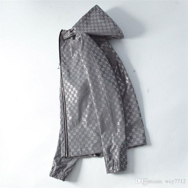 

designer mens jacket luxurious hoodie jackets fashion mens jacket new 20ss men windbreaker winter coat outdoor streetwear, Black;brown