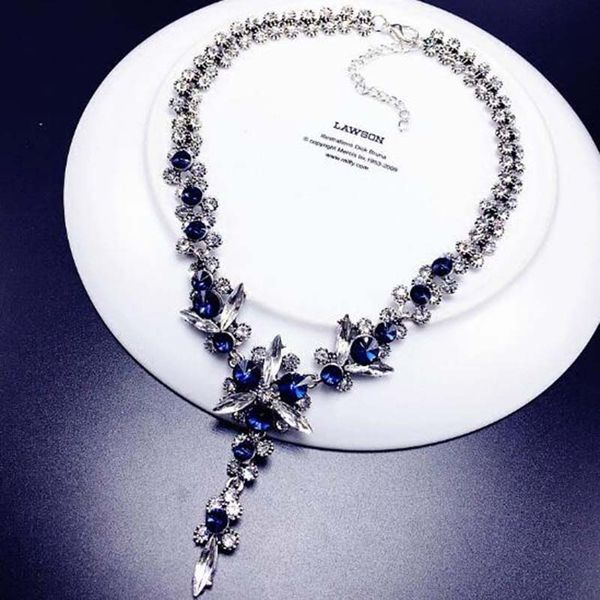 

wholesale women clear blue crystal flower pendant chokers necklaces bling bling clavicle chain party jewelry gift accessories, Gray
