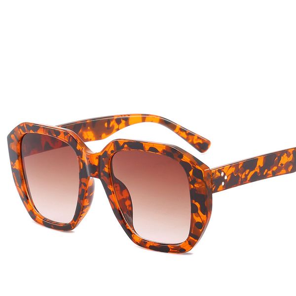 

new arrival 2019 street fashion sunglasses for women and men fashion square sun glasses eyewear oculos de sol.1135, White;black